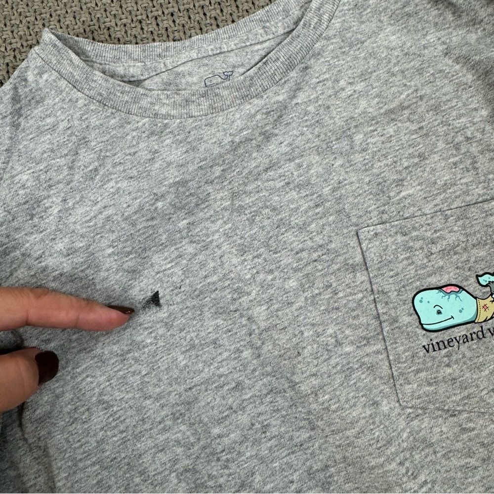 Vineyard Vines Kids Gray Halloween Whale Long Sleeve Tee ~ FITS 8/10 - Picture 7 of 11